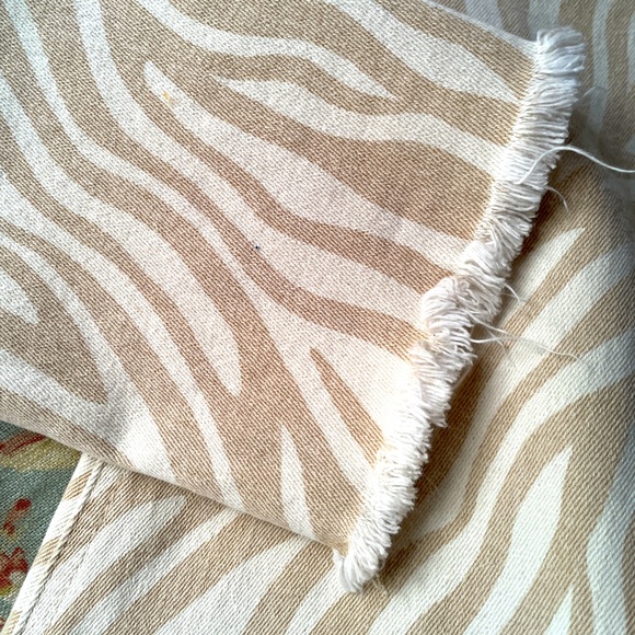 Aqua brand zebra print skinny jeans, size 29 NWT - Picture 5 of 8